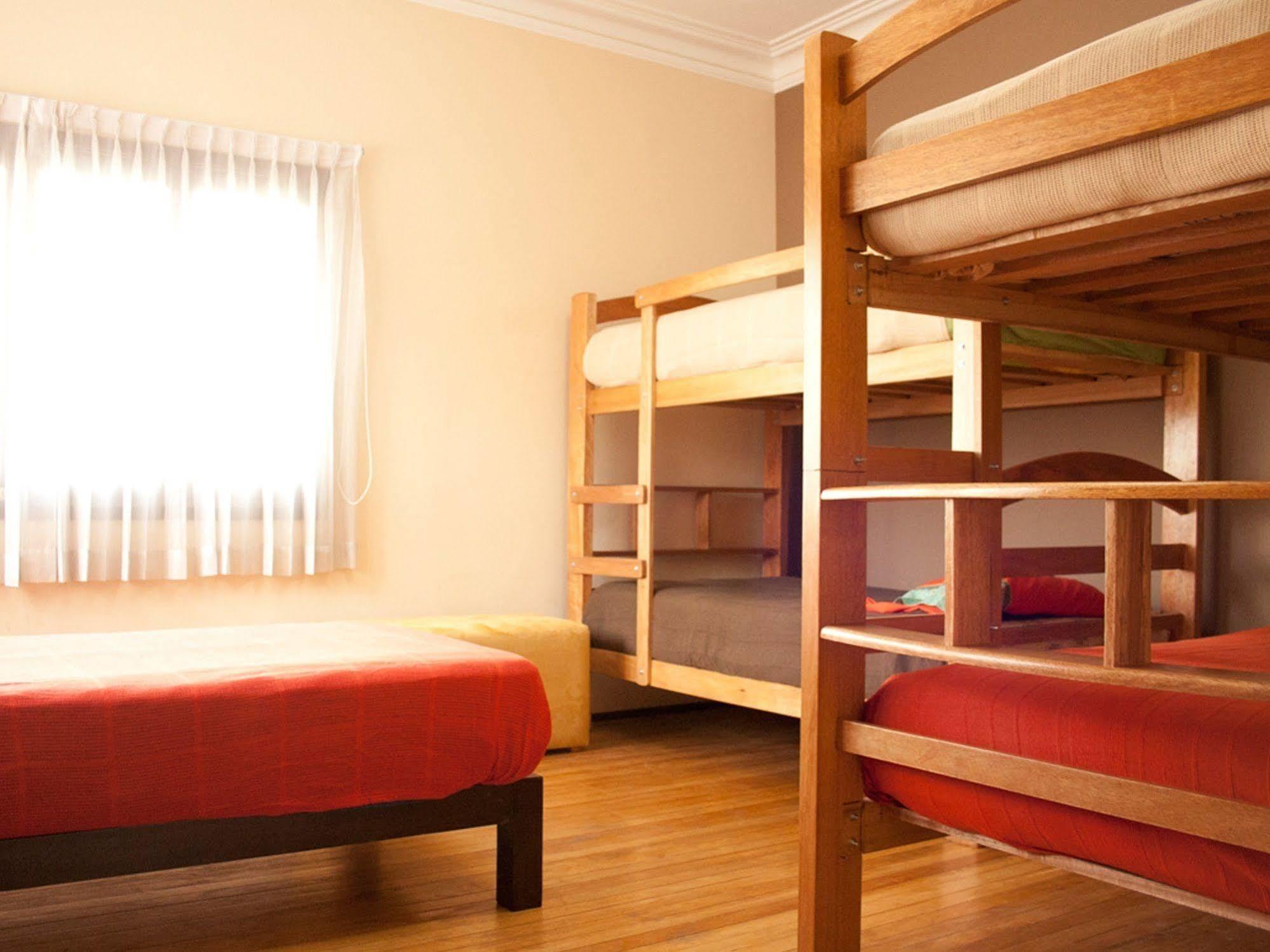 Hostal Lirium Pachacutec Exteriér fotografie